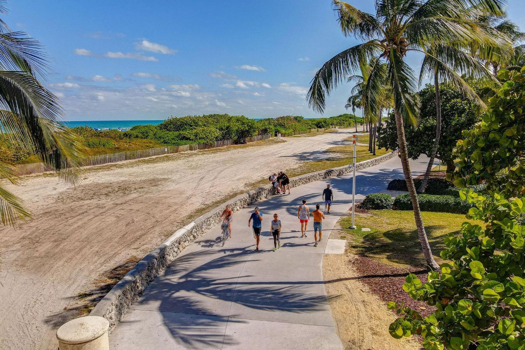 Stylish Ocean Dr Apt W/ 2 Queen Beds, Across Beach Apartment Miami Beach Exterior photo